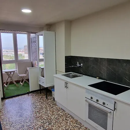 Torre La Reina - 2 Hab Bano Y Aseo *